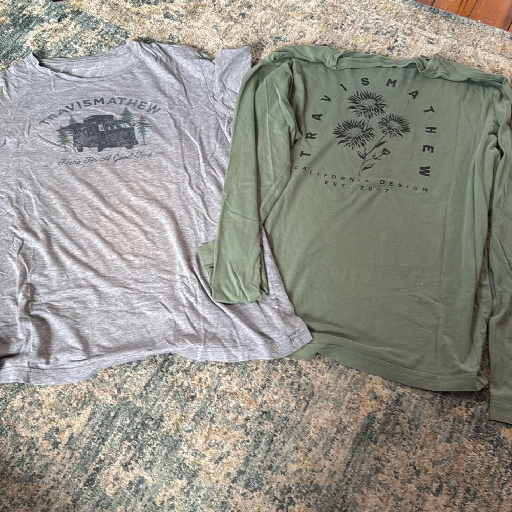 Travis mathew bundle - Picture 1 of 2